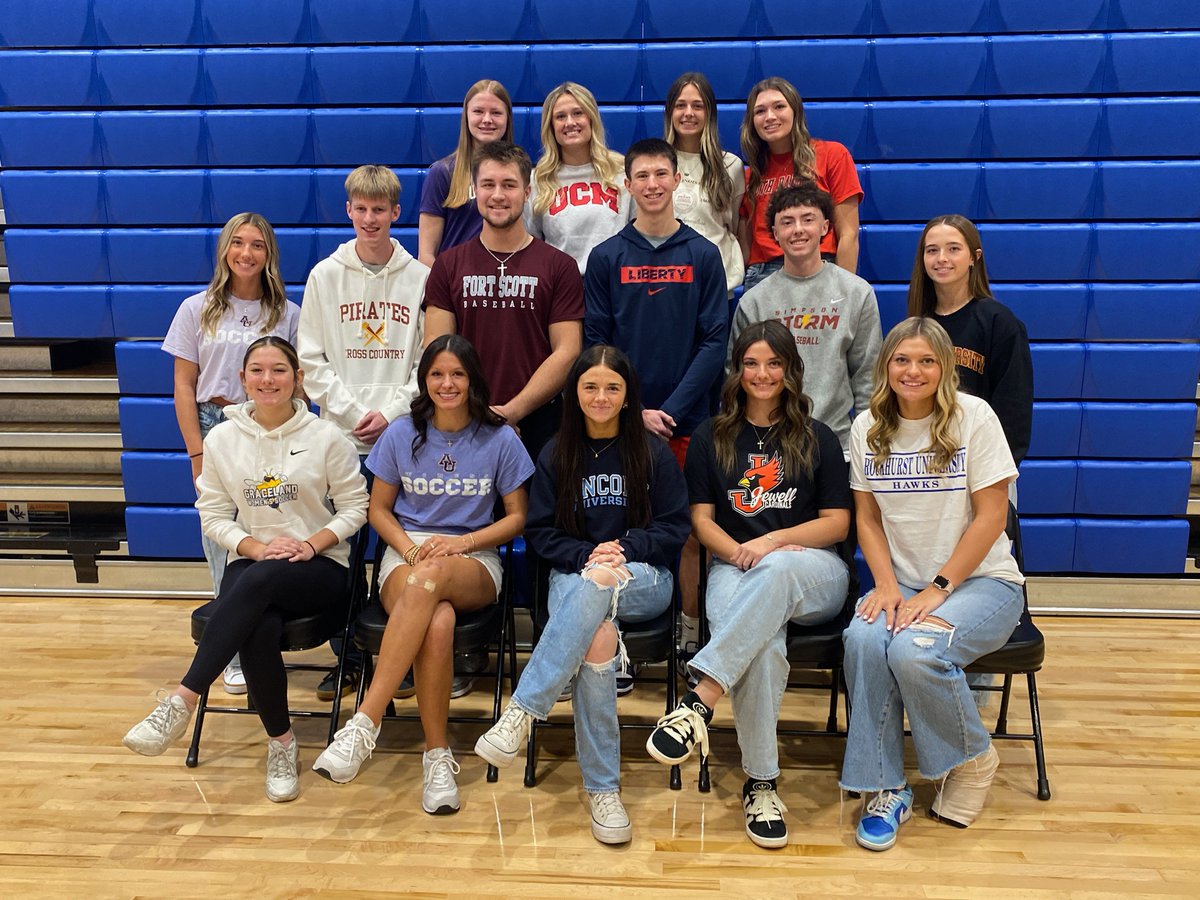 Fifteen Eagles sign to continue athletic careers

grainvalleynews.com/news/fifteen-e…

Story and photos by Bill Althaus, Grain Valley News

<a href="/AlthausEJC/">Bill Althaus</a>