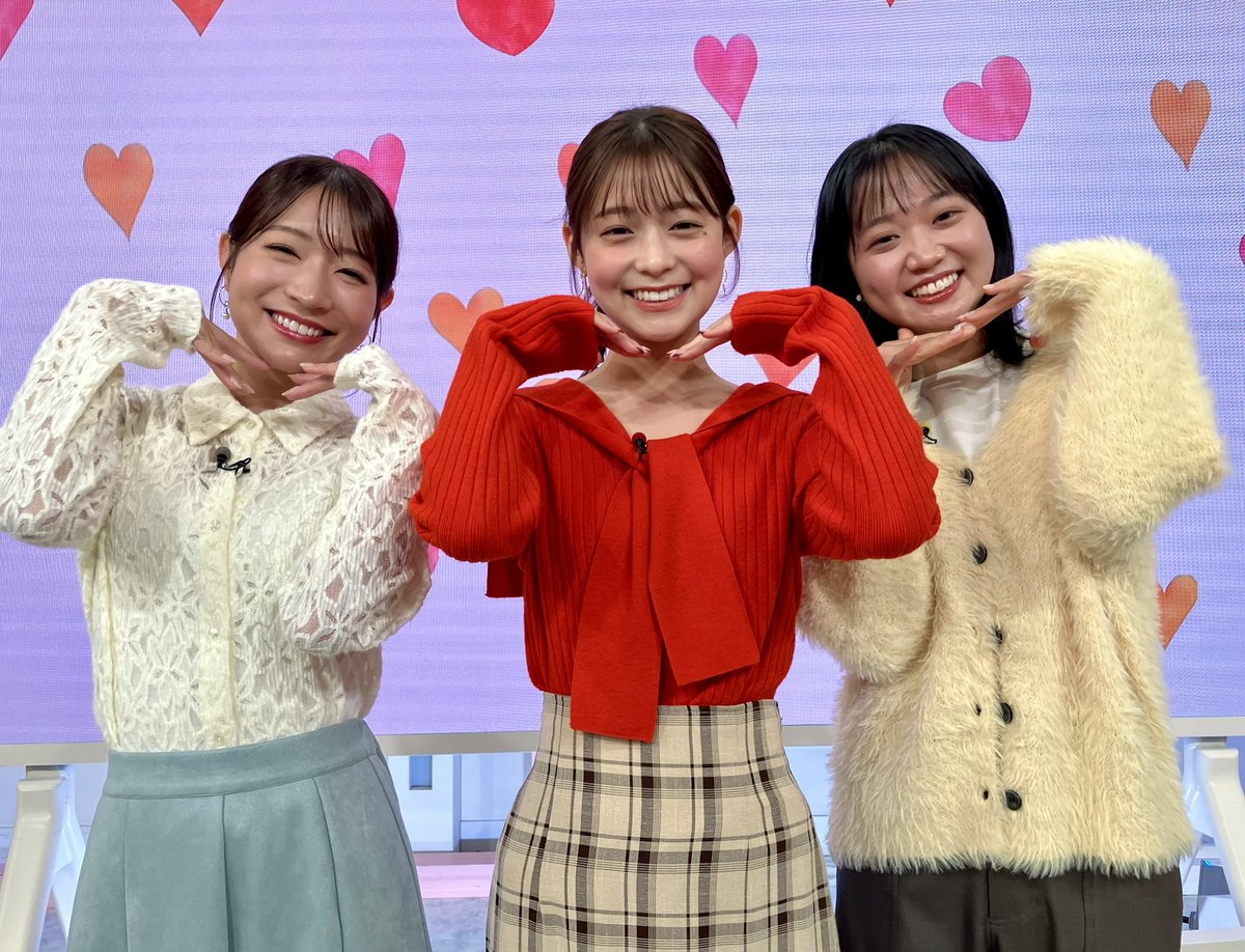 おおさめ様☆専用ページ Oha4 放送中】 今日の #コレミテポーズ は皆さんをメロメロにする3人が