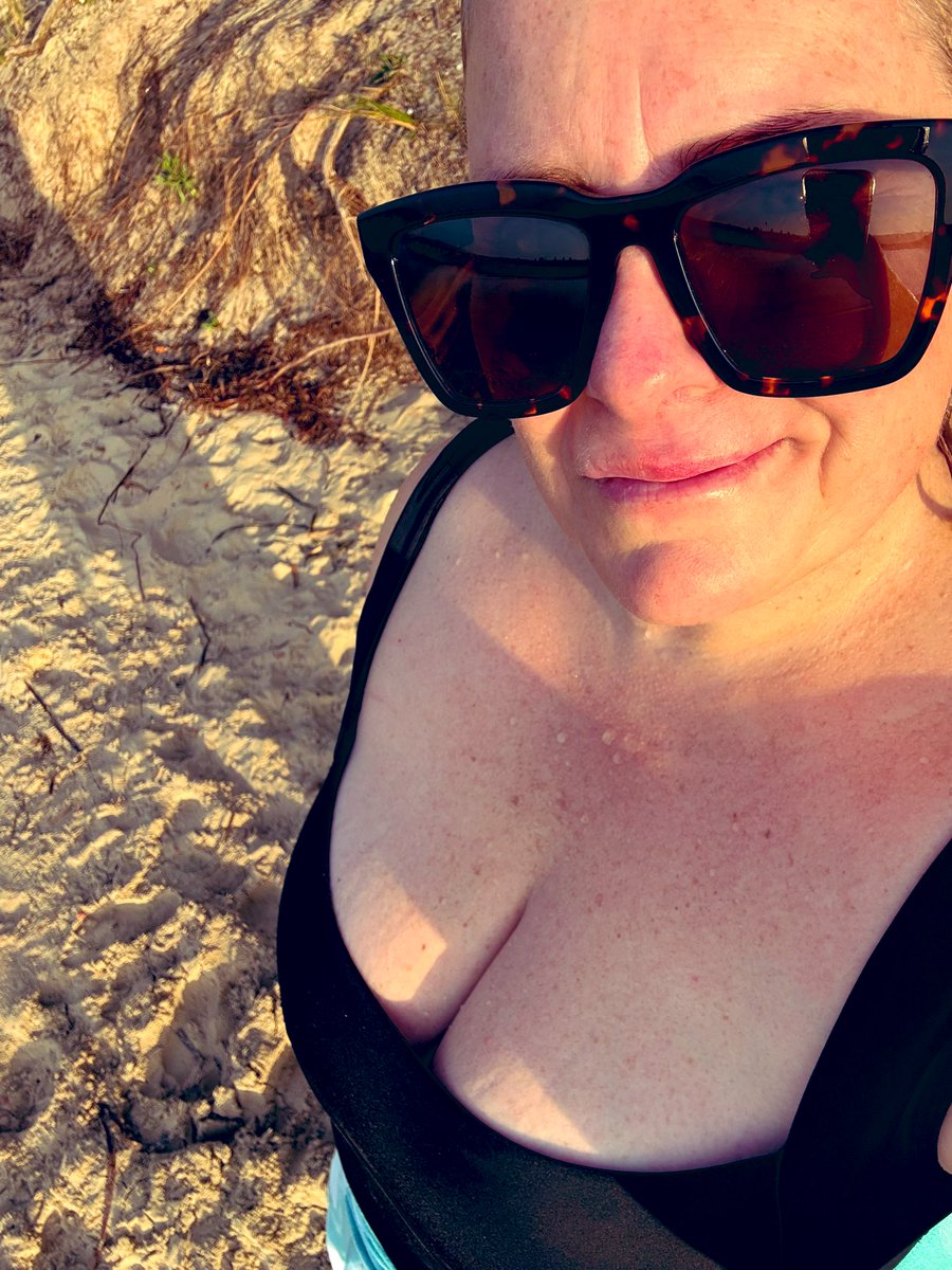 NewyBeachBum's tweet image. Too pretty this morning. 

Thursday. 
Almost Friday. 

#Sunrise #SaltTherapy #GML