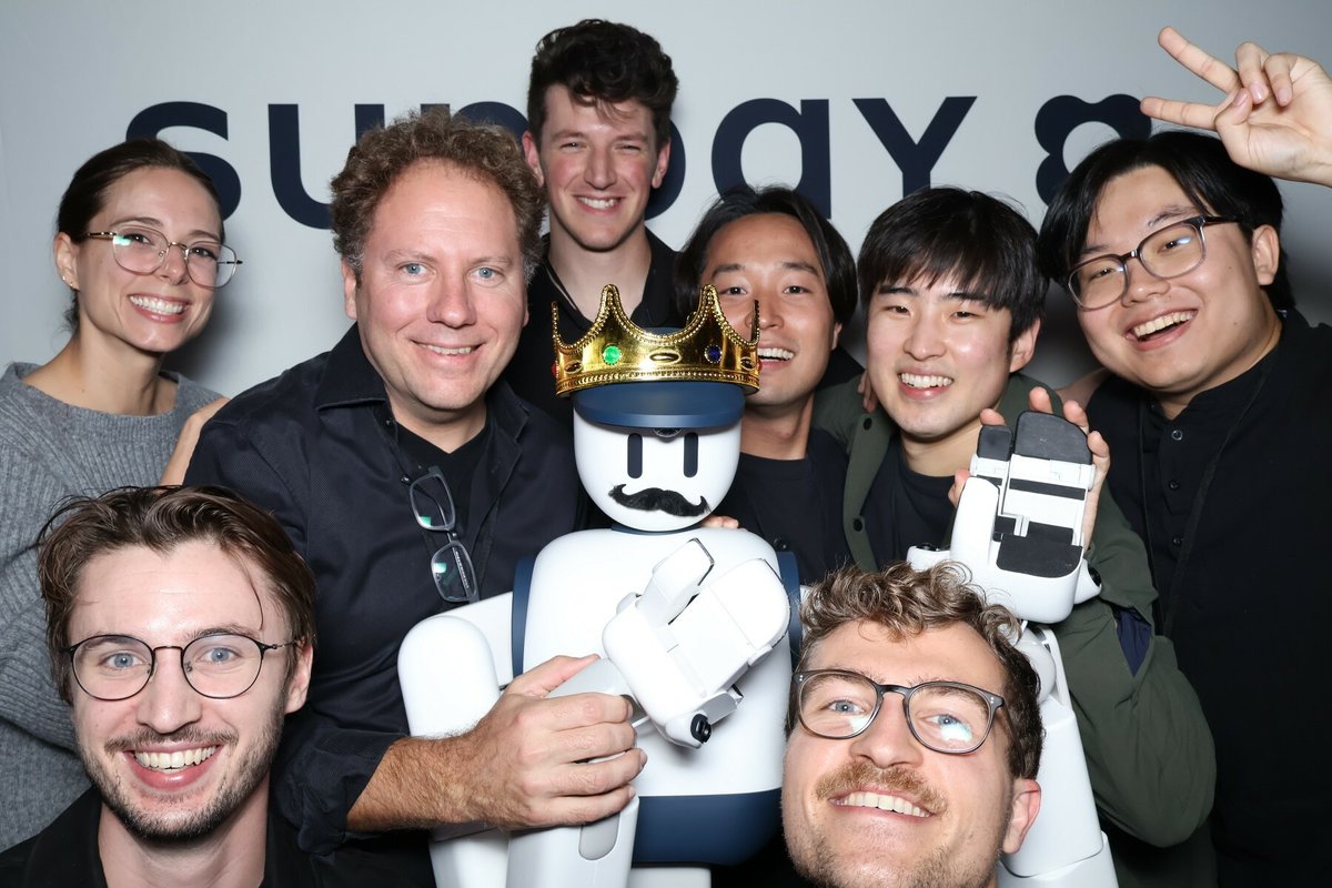 seungho__yang's tweet image. It’s such a pleasure to bring Memo to life with an absolutely incredible team. The hardware team moved heaven and earth to squeeze so many capabilities into a design that’s simple yet functional