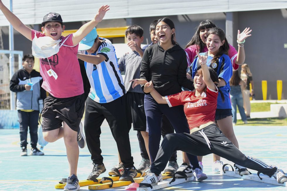 🎉 Llega el 36º Aniversario de la Convención sobre los Derechos del Niño en Mendoza. Habrá actividades deportivas, culturales y artísticas en Las Heras, General Alvear, Junín y Tupungato.

#InfanciasMza
🔗: prensa.mendoza.gob.ar/deporte-radio-…