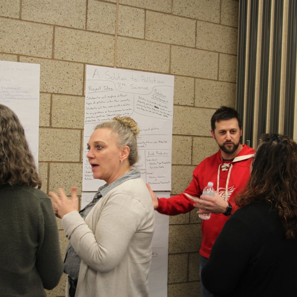 ryansteuer's tweet image. #PBL #ProjectBasedLearning
Movement Makers at work! Workshop participants getting feedback on their PBL units.