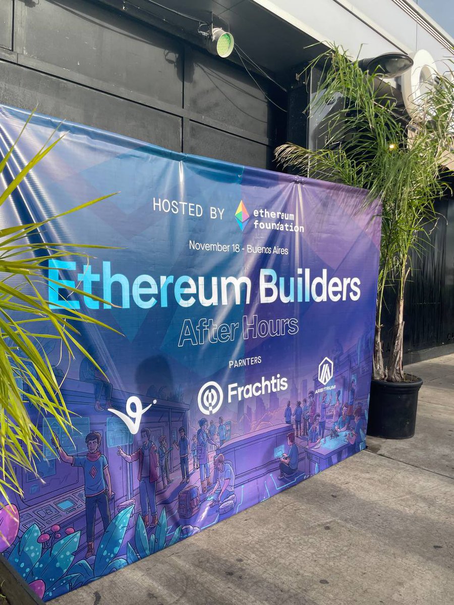 Awesome night co-hosting the Ethereum Builders After Hours with <a href="/ethereumfndn/">Ethereum Foundation</a>, <a href="/arbitrum/">Arbitrum</a> &amp; <a href="/virtuals_io/">Virtuals Protocol</a> 

Met so many incredible people building differentiated products that are already making real impact.

It’s been great working more closely with the EF lately and supporting