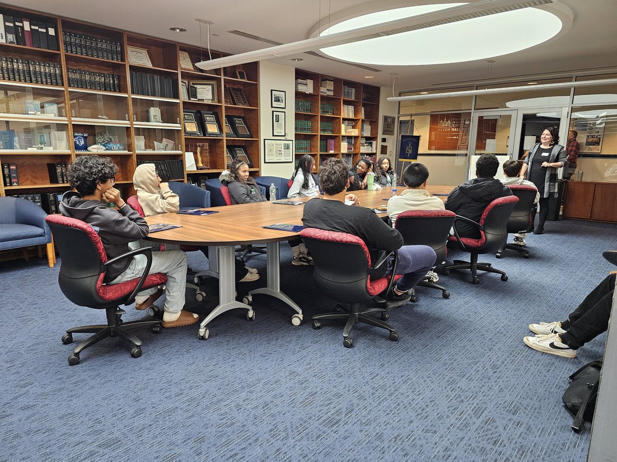 CTE_FTPS's tweet photo. A fantastic field trip for our #CTE Marketing students at @FHS_FTPSchools to visit Seton Hall University School of Business. They learned about various careers in Marketing &amp; Business. The day ended with a campus tour @PGM_FTPS @WNews_FTPS @FTPSchools https://t.co/sLFGlvT0dT