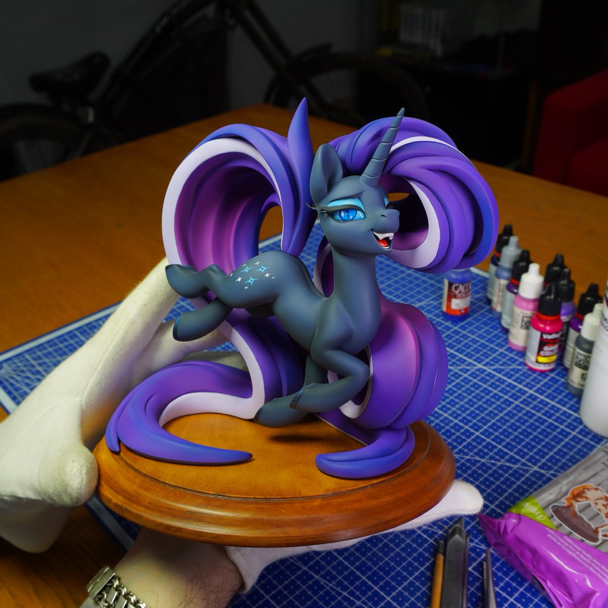 Nightmare Rarity, exclusively for the Nightmare Pony Night auction, which will take place in Moscow on November 22.  100% handmade from polymer clay. 19 cm tall, weighs 1216 grams. 
#MLP #handmade #craft
