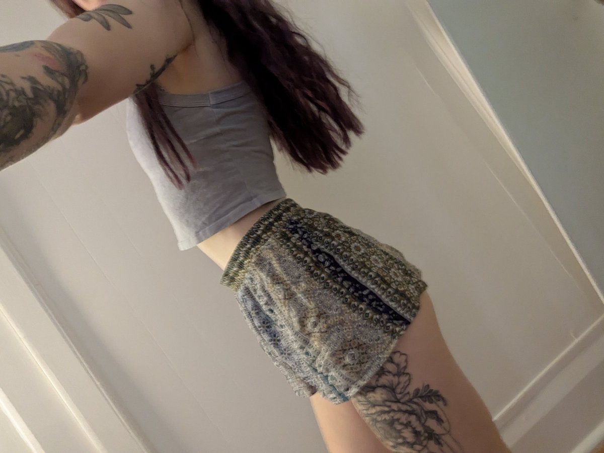 body positive people when you're small