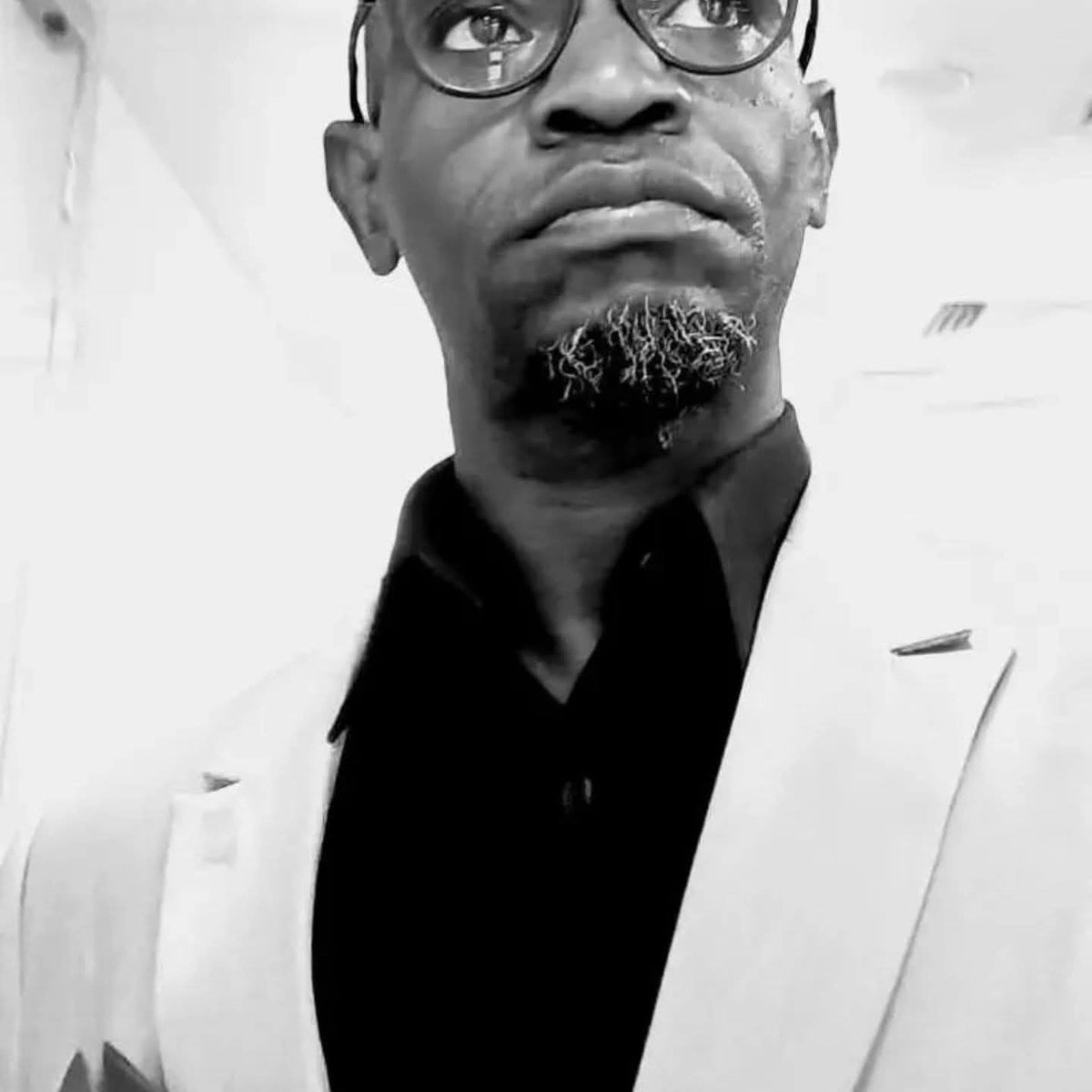 pedroconda87's tweet image. Valorizar é simples: respeitar, reconhecer esforços, criar espaço para ouvir e apoiar — porque cada pilar sólido fortalece a comunidade inteira.

By: Pedro Conda®