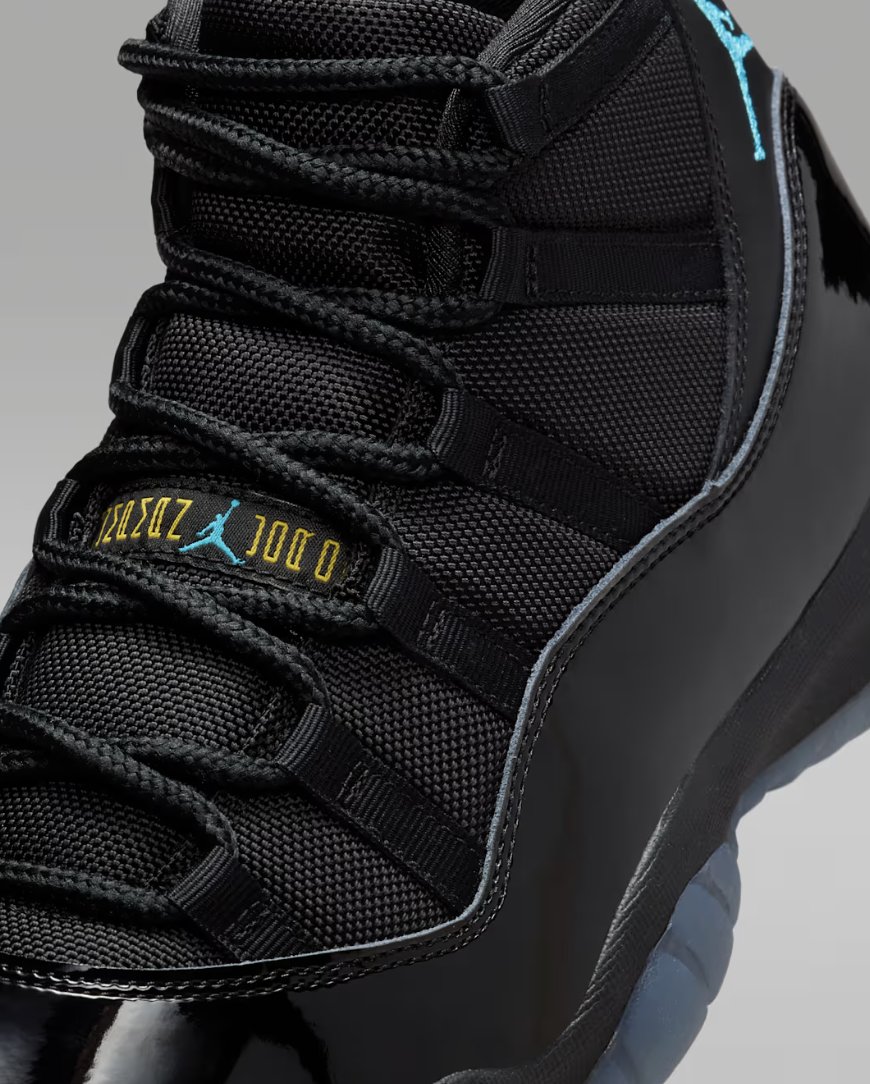 JustFreshKicks tweet media