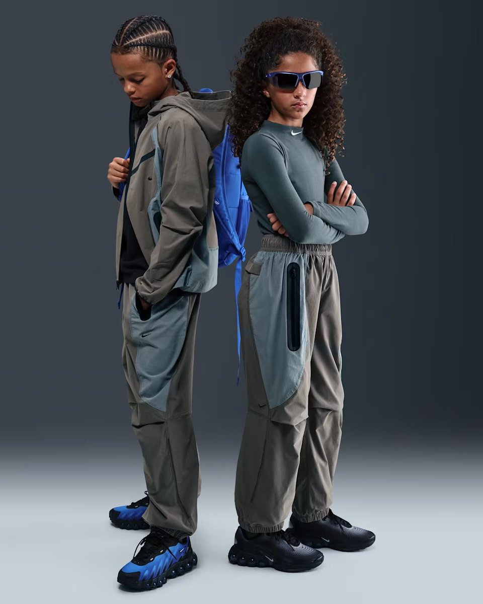 deal_vista's tweet image. 🔥 Active style: Nike Tech woven pants, durable comfort, everyday adventure-ready fit!
💲 Price: $95
💸 Savings: Extra 25% Off w/ code ACCESS
#NikeTech 

sovrn.co/1189dh9