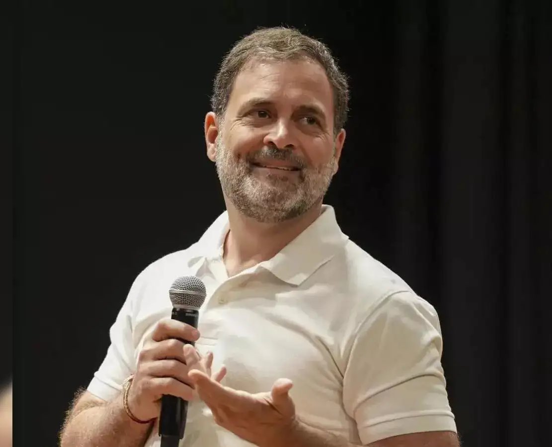 AG_knocks's tweet image. These 272 eminent citizens are not voices of conscience, but beneficiaries of BJP patronage

Look at the first name: Retd. J. Adarsh kr Goel.
The day he retired from SC, post-retirement job at NGT was already waiting.

Just hrs later,son Nikhil Goel also appointed Add’l Adv…