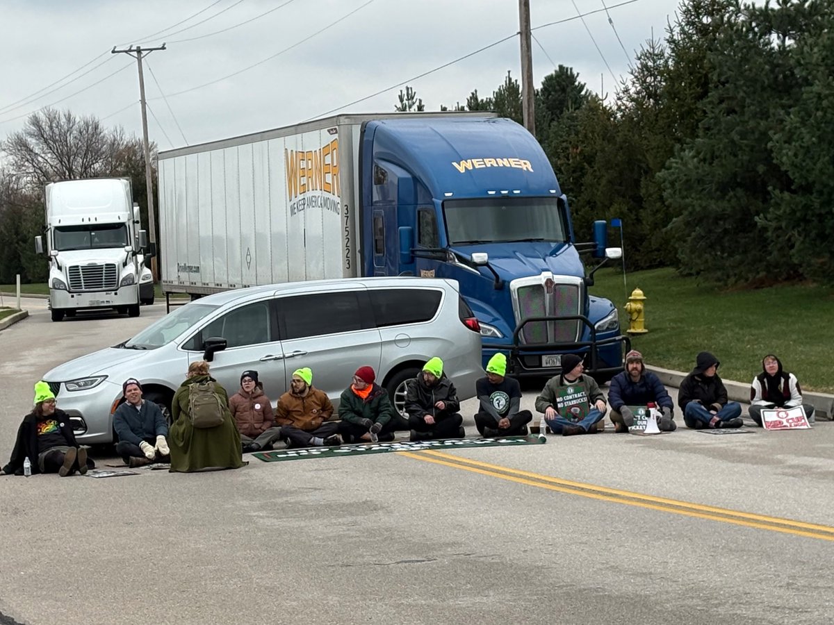 Baristas are locking arms in front of lines of trucks.

This distribution center is Starbucks’ largest on the East Coast, which is why we’re showing up to send a message. We're ready to continue escalating our ULP strike until Starbucks does the right thing.

#NoContractNoCoffee