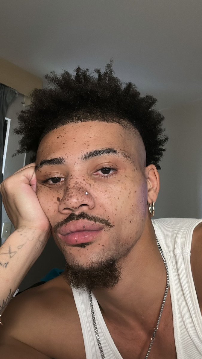 MR.HEARTLESS (@hillcincere) on Twitter photo 