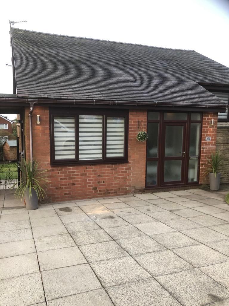 BuryGarage's tweet image. Transform your home without moving! 🏠✨ Garage conversions are cost-effective and stress-free. Call for a quote: 07766 254 445 📞 or visit buff.ly/3x9OlnU #SpaceSaver