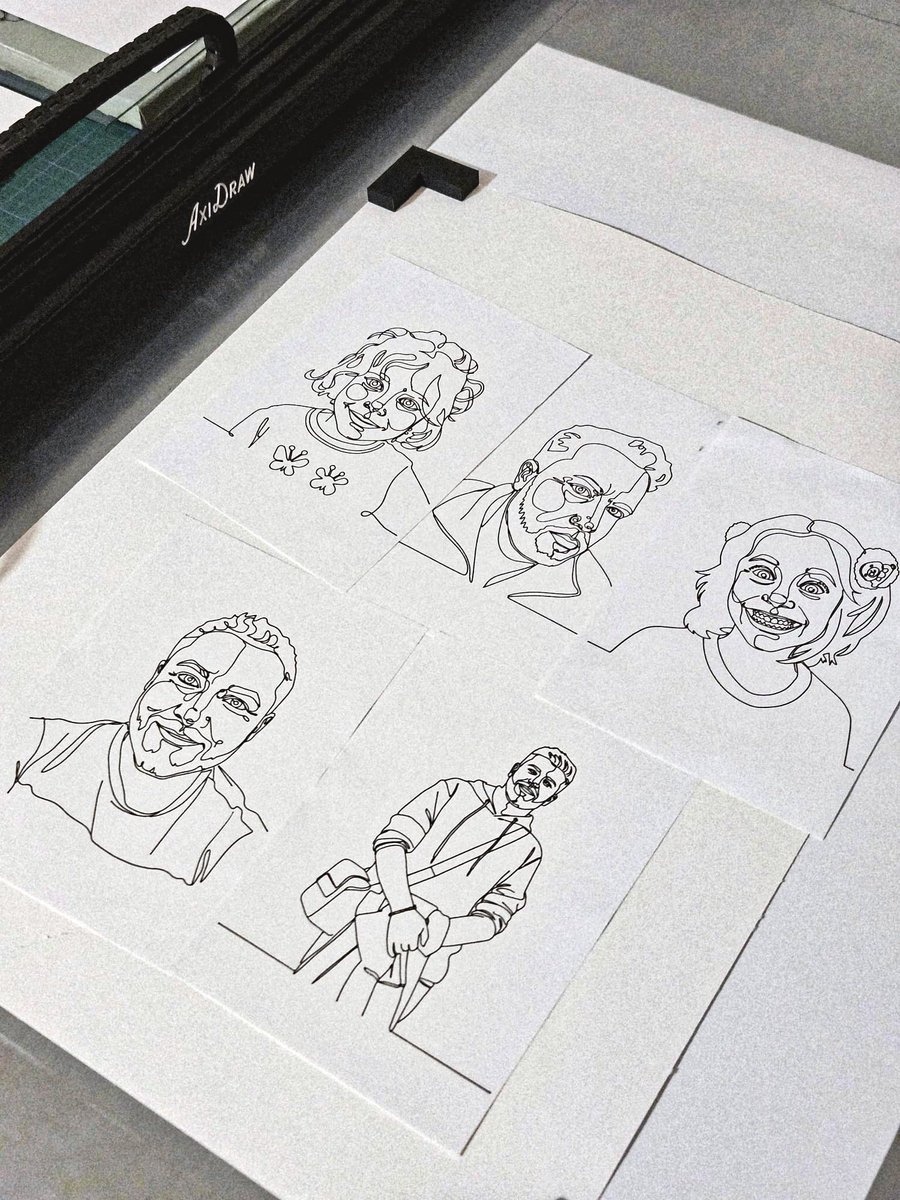 bedirxanugur's tweet image. A5 paper portrait tests before adding a camera to the terminal.
#plottertwitter #generativeart #creativecoding #robotart