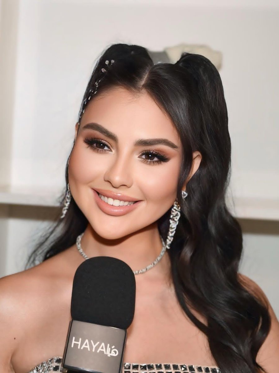 الملكة مريم حسين 👑