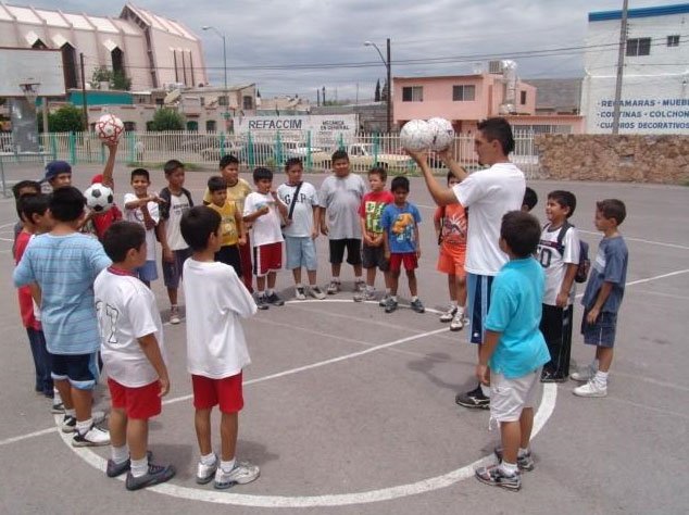 En 1985 por decreto del consejo de ministros quedó constituido el 19 de noviembre como Día de la Cultura Física y el Deporte en Cuba, una fecha que resalta la importancia de la actividad física y el bienestar en la vida. 
#Prosalud
#CulturaFísicaYDeporte