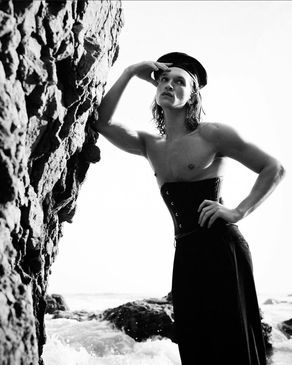 camsvdrugs's tweet image. So uhmm ..here's more photos of Connor Storrie you might not have seen. Enjoy!! 🤍