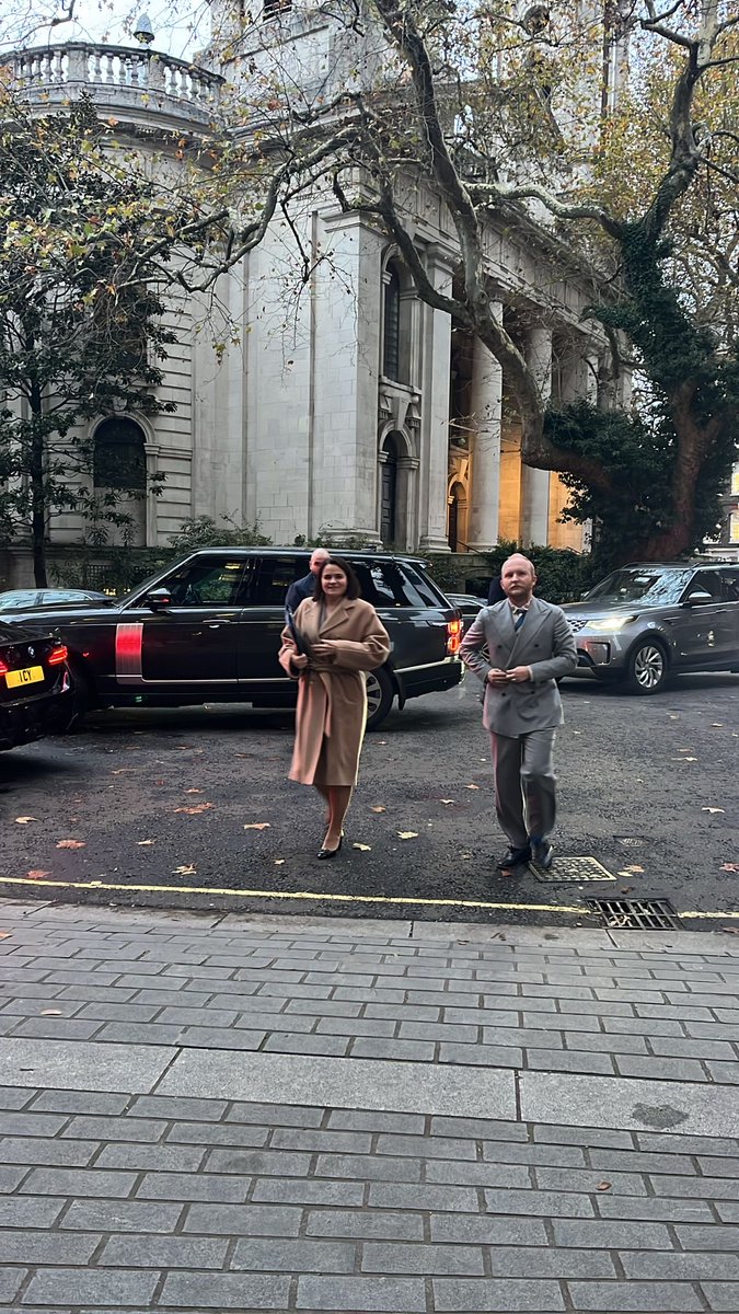 PedroSerranoEU's tweet photo. Welcoming @Tsihanouskaya to Europe House to discuss Belarus’s future in Europe. 

We admire the courage of @Tsihanouskaya and of the Belarusian people, and remain firmly committed to supporting their democratic aspirations, freedom &amp; sovereignty. 

Europe house is your house. https://t.co/FYJGACPcng