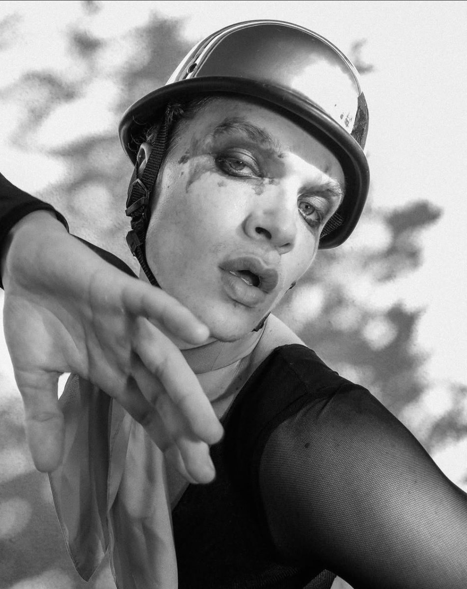 camsvdrugs's tweet image. So uhmm ..here's more photos of Connor Storrie you might not have seen. Enjoy!! 🤍