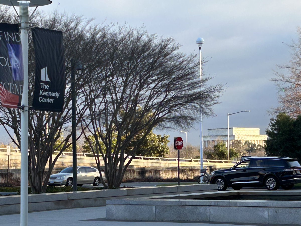 JamesRosenTV's tweet image. Two presidents forever linked: Lincoln and Kennedy.