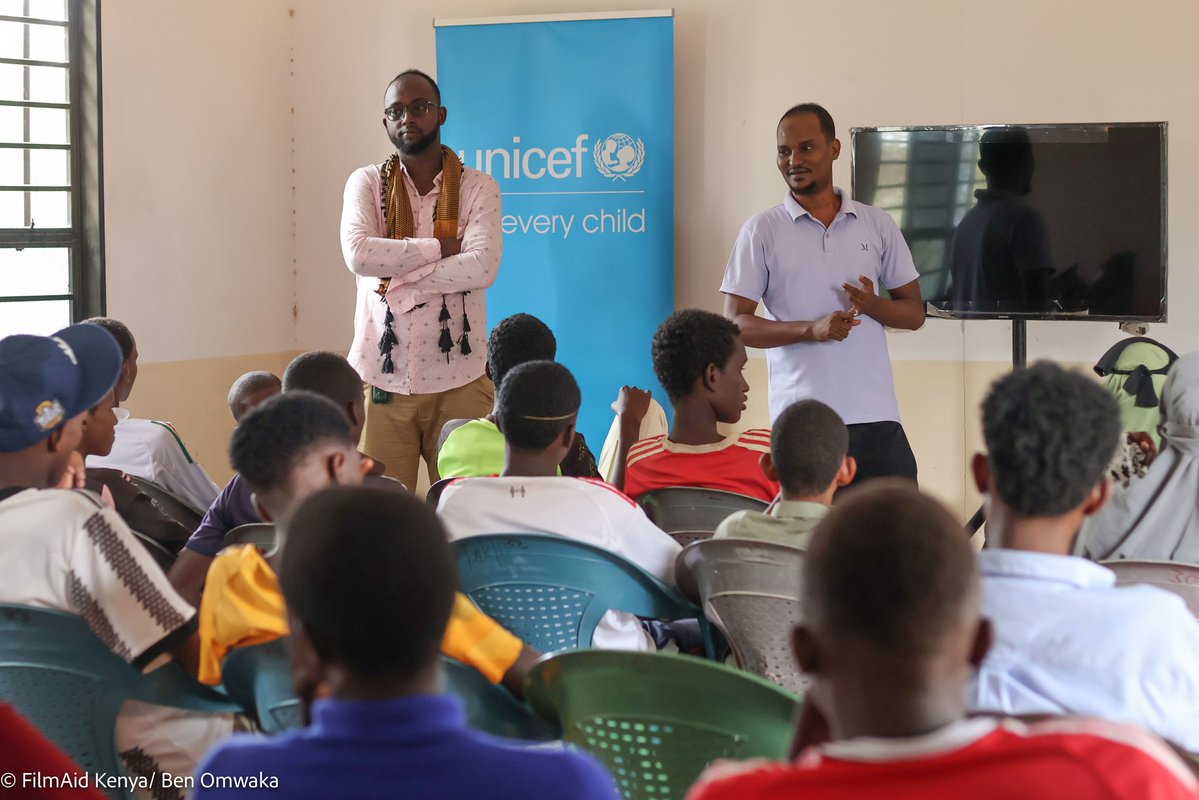 filmaidkenya's tweet image. In Dadaab FilmAid Kenya has kicked off its 10-day UNICEF-supported media Bootcamp for adolescents in Dagahaley.
Applications are now open for the @goldenglobefdn supported 9-month Advanced Media &amp;amp; Entrepreneurship Class (18–35). Apply by Nov 25 via email, phone or FilmAid offices