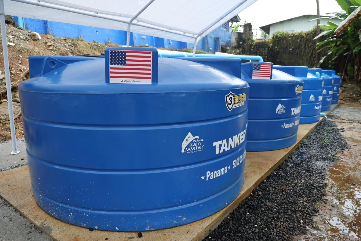 USAmbassadorPAN's tweet image. Hoy lanzamos la iniciativa #AguaEnTuAula, como parte de nuestra cooperación en seguridad ampliada bajo el presidente Trump y a través de @SOUTHCOM. 

Con 8 socios del sector privado y la colaboración de la primera dama Maricel de Mulino, el ministro de Salud Fernando Boyd y la…