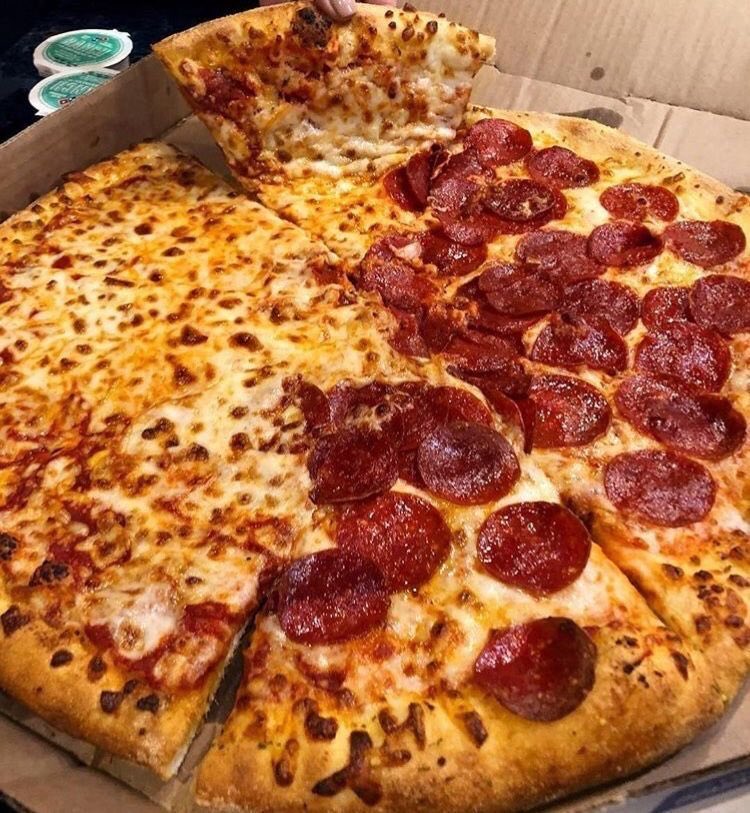 F0ODHub's tweet image. How many slices can you eat?