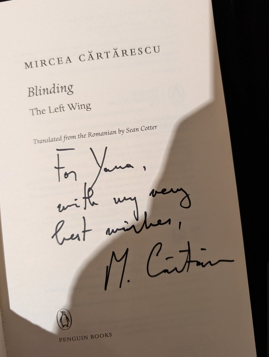 yiihya's tweet image. Got to meet my favorite contemporary writer today