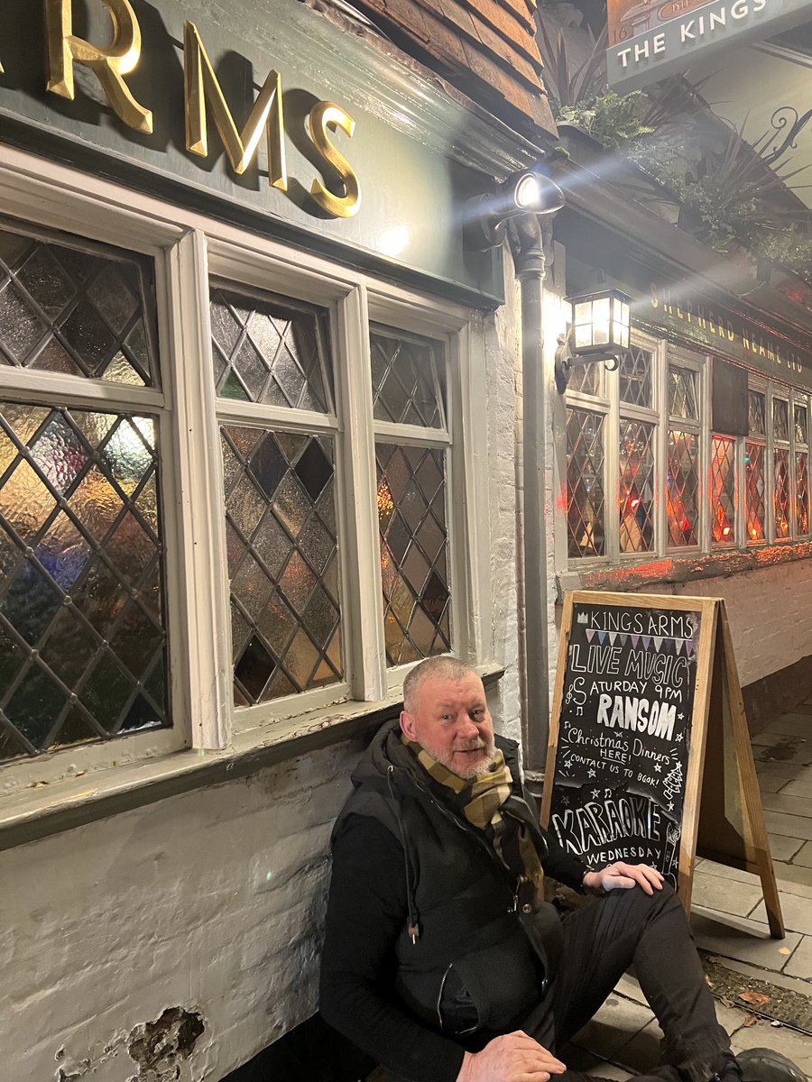 24hrs later &amp; my wife’s just come to pick me up from the pub! What a night!!! Did we win?