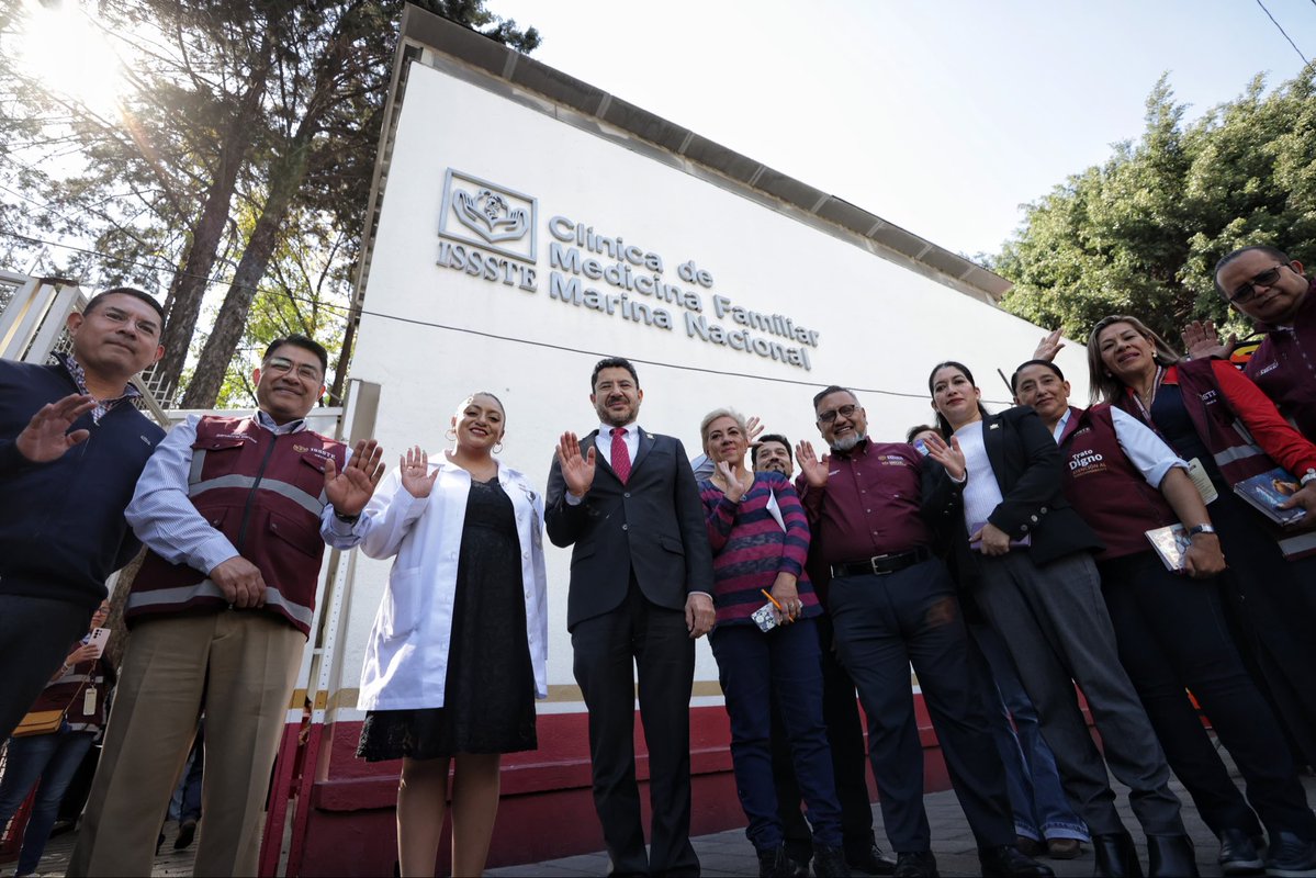 martibatres's tweet image. Estuve en la Clínica de Medicina Familiar “Marina Nacional” del @ISSSTE_mx. Me reuní con las y los derechohabientes, y con las y los trabajadores. Supervisé la Farmacia y recorrí las áreas más importantes. 

Resalto lo que comentó la Directora de esta unidad médica: el programa…
