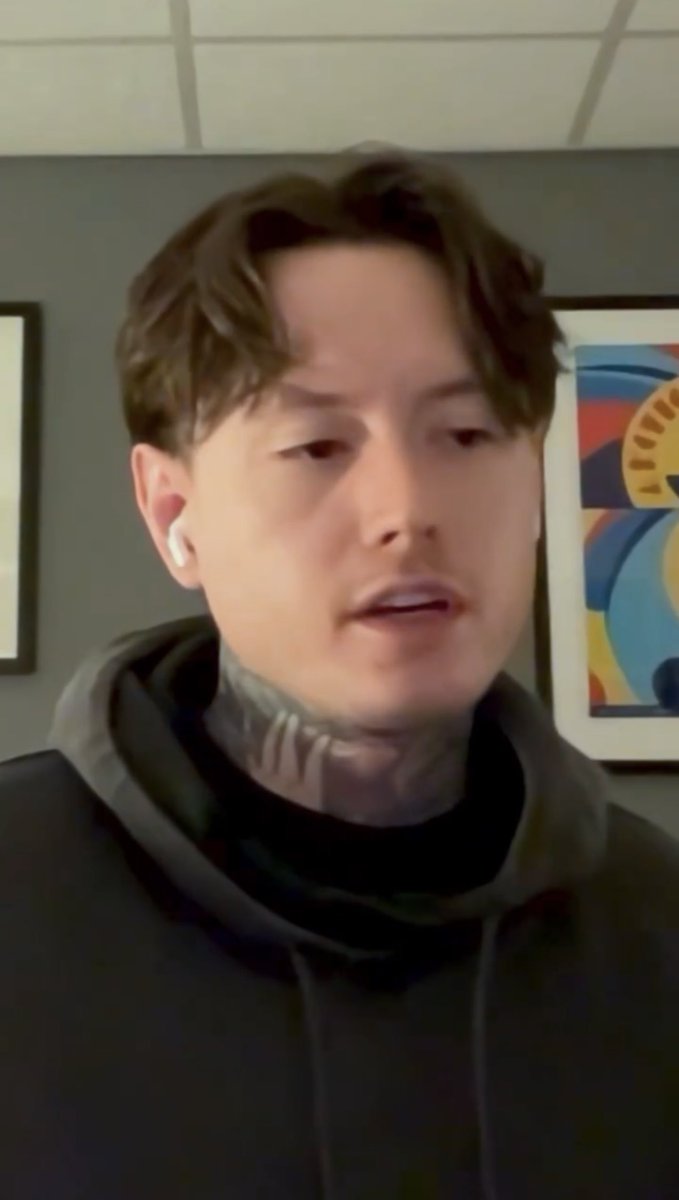 concreteevill's tweet image. HIS HAIR