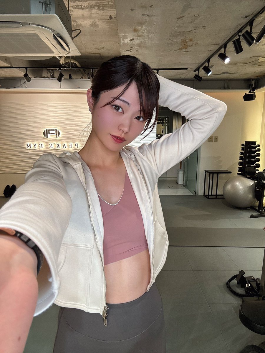 Tsumu_trekatsu's tweet image. ストレスで増える「コルチゾール」
幸せホルモンで増える「セロトニン」

せっかく増やすなら運動して幸せホルモン活性化させましょ!!❤️‍🔥

今日も1日頑張りましょう‼️