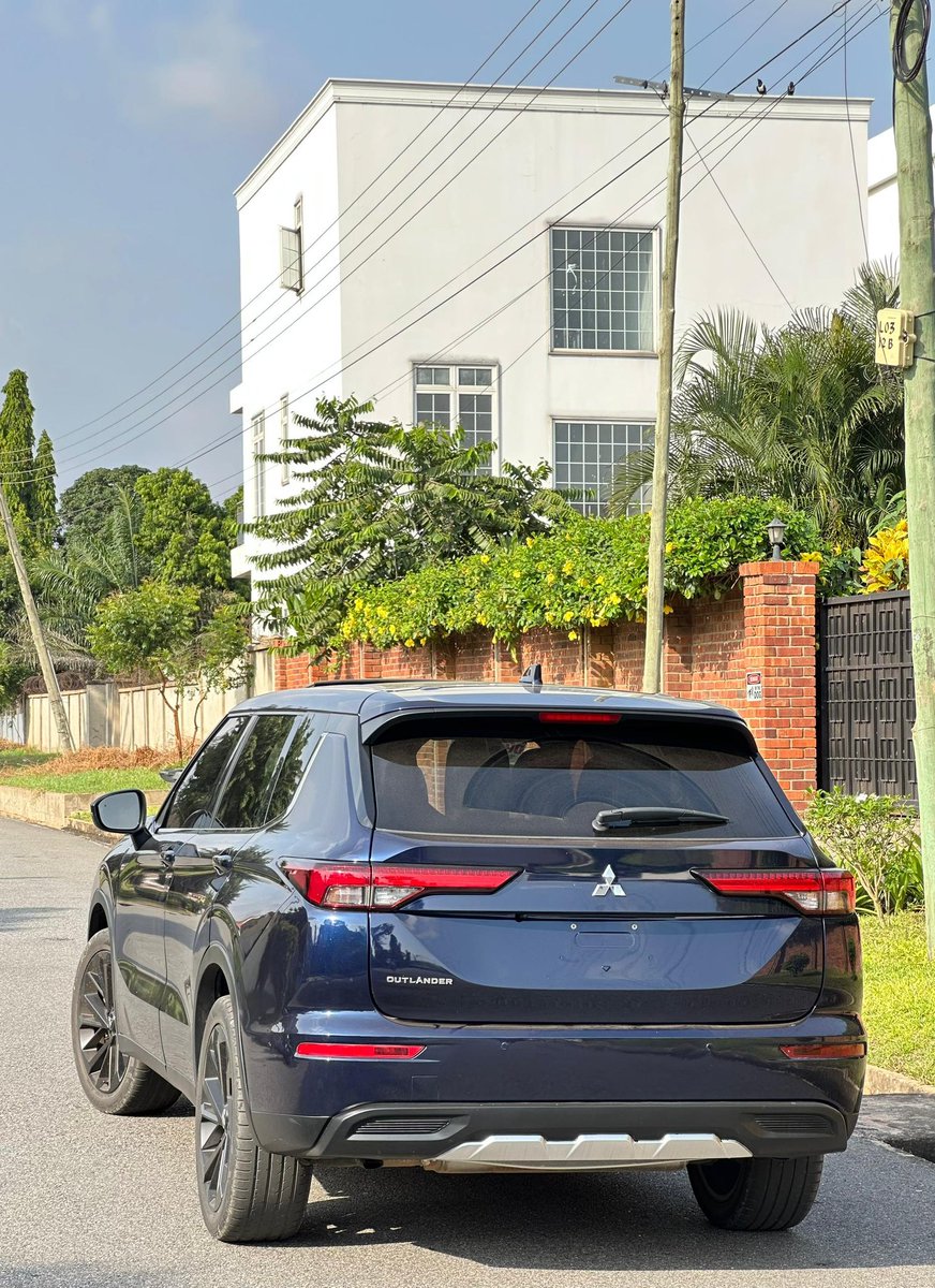 d2deals_'s tweet image. Spacious. Stylish. Ready for the road.
2023 Mitsubishi Outlander — 549,000 GHC

Financing available • Trade-ins accepted • Crypto payments welcome
📞 0503034065
