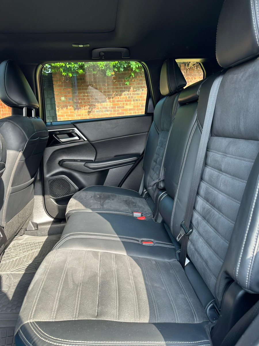 d2deals_'s tweet image. Spacious. Stylish. Ready for the road.
2023 Mitsubishi Outlander — 549,000 GHC

Financing available • Trade-ins accepted • Crypto payments welcome
📞 0503034065