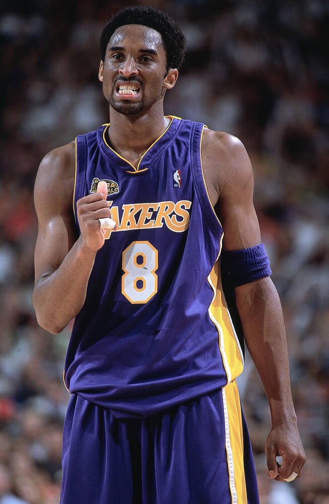 RoboKnowsBall's tweet image. FILL IN THE BLANK:

Kobe Bryant is a Top ___ Player All Time