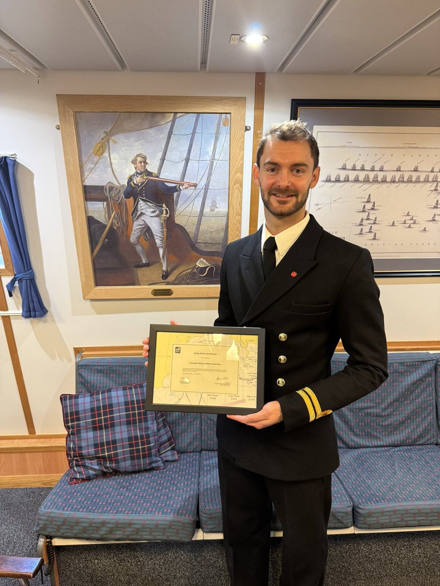 HMS Duncan tweet media