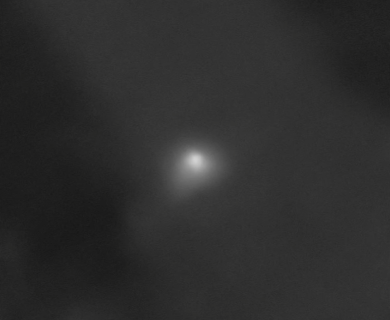 Veiga_021's tweet photo. Foto obtida a partir de um quintal vs foto obtida pela #NASA: 
Tanto tempo à espera para isto?🫣 https://t.co/4GcTmvn3gd
