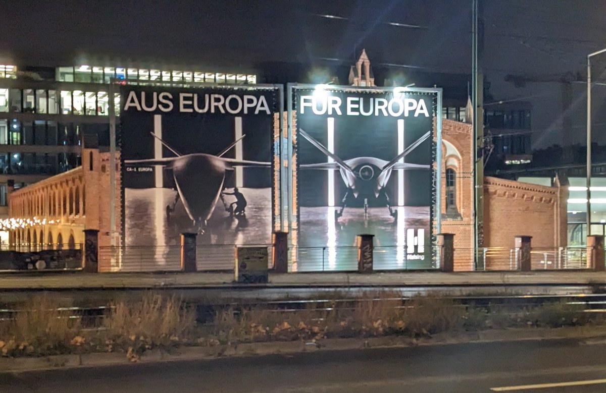 ⁰³⁰/ ¹³¹²¹⁶¹ tweet media