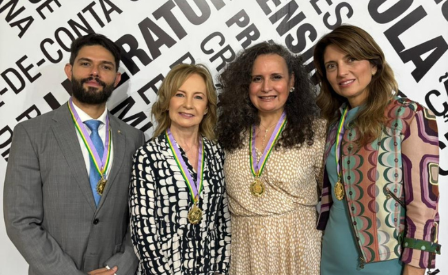 mpdft's tweet image. MPDFT é homenageado com Medalha Anísio Teixeira por contribuição à educação do DF. Saiba mais: tinyurl.com/3cae3xux #mpdft