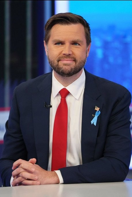 ElephantSignal's tweet image. 🚨Give me a Thumbs-Up👍, if you think JD Vance is the right man for the job as Vice President!