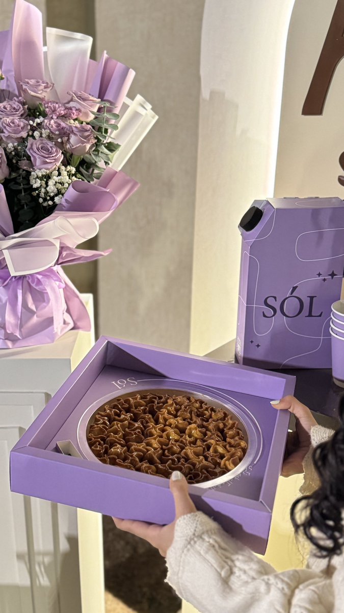 ohood___1996's tweet photo. قهوة في ليالي نوفمبر.🕯 💜.. https://t.co/lQ259LnqDn