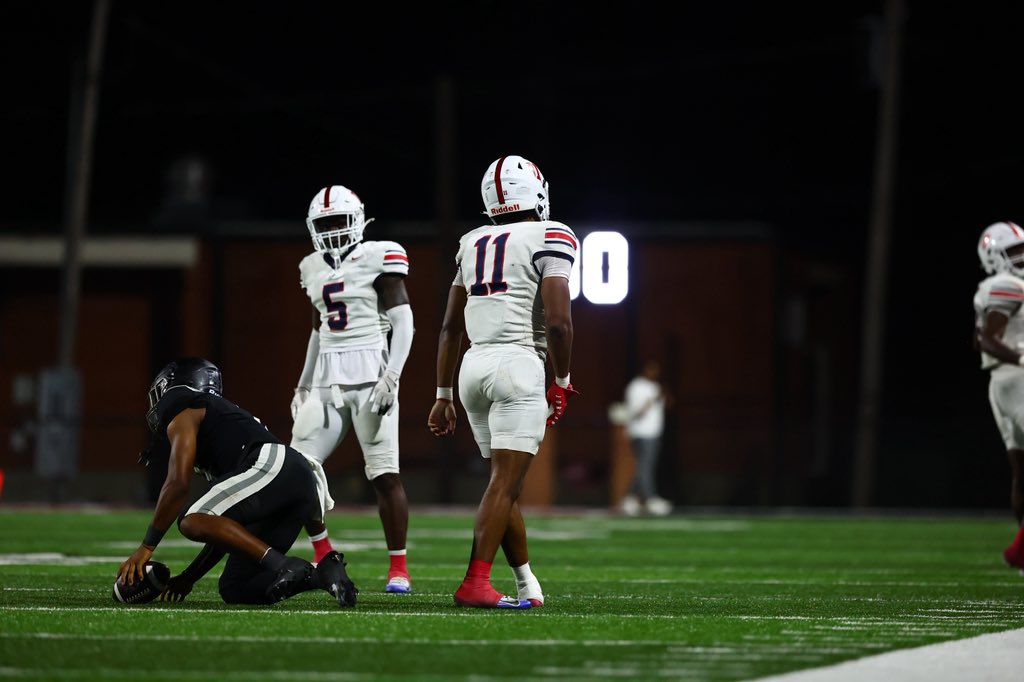 INSIDE/OUTSIDE LB❗️
MUST SEE TAPE!
⏬️⏬️⏬️⏬️⏬️⏬️⏬️

hudl.com/v/2SpSuC