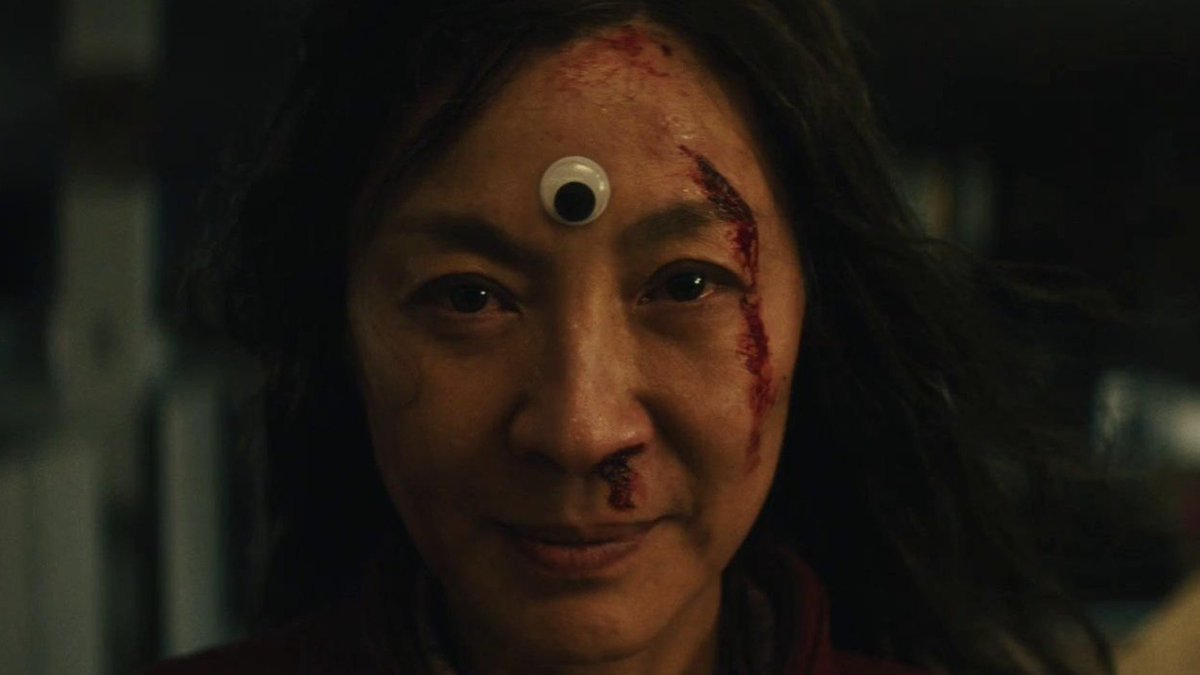 darylandfilms's tweet image. some of you guys are incredibly weird when it comes to michelle yeoh&apos;s oscar win (and we know why) but she gave a generational performance in &apos;everything everywhere all at once&apos; and you&apos;ll just have to live with that fact forever