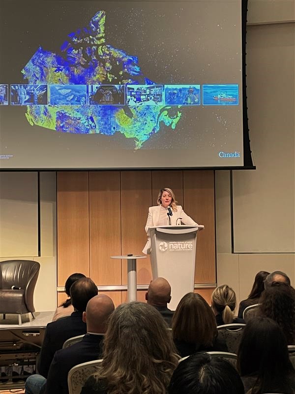 asc_csa's tweet image. Le secteur spatial canadien est dynamique, ambitieux et prêt à poursuivre sa croissance ! Ce fut un plaisir pour l’ASC de participer à la conférence SpaceBound 2025 de @SpaceCanada à Ottawa. 🚀