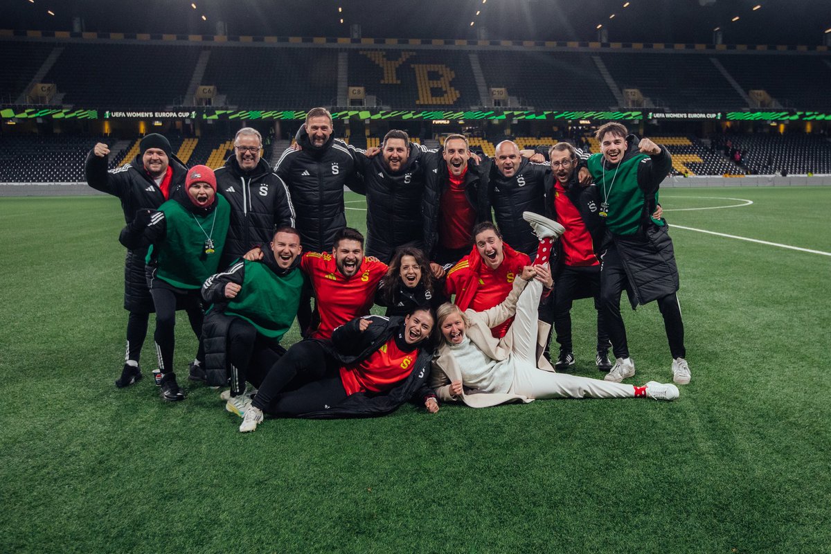 MilanZavrel's tweet photo. 💙💛❤️

📸 Tori Hansen https://t.co/FmC3u8rYev