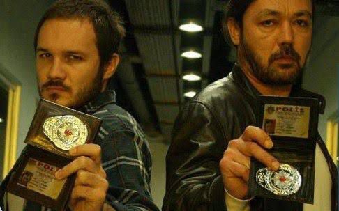 Gece televizyonda denk geldiğinde dünyanın en iyi dizisi hissiyatını dibine kadar veren o başyapıt.