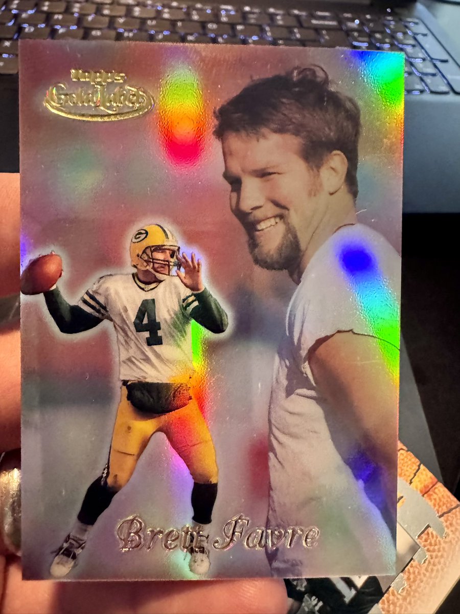 DanModerate's tweet image. Brett and Brady showed up today.

Less than $5 shipped for both!
