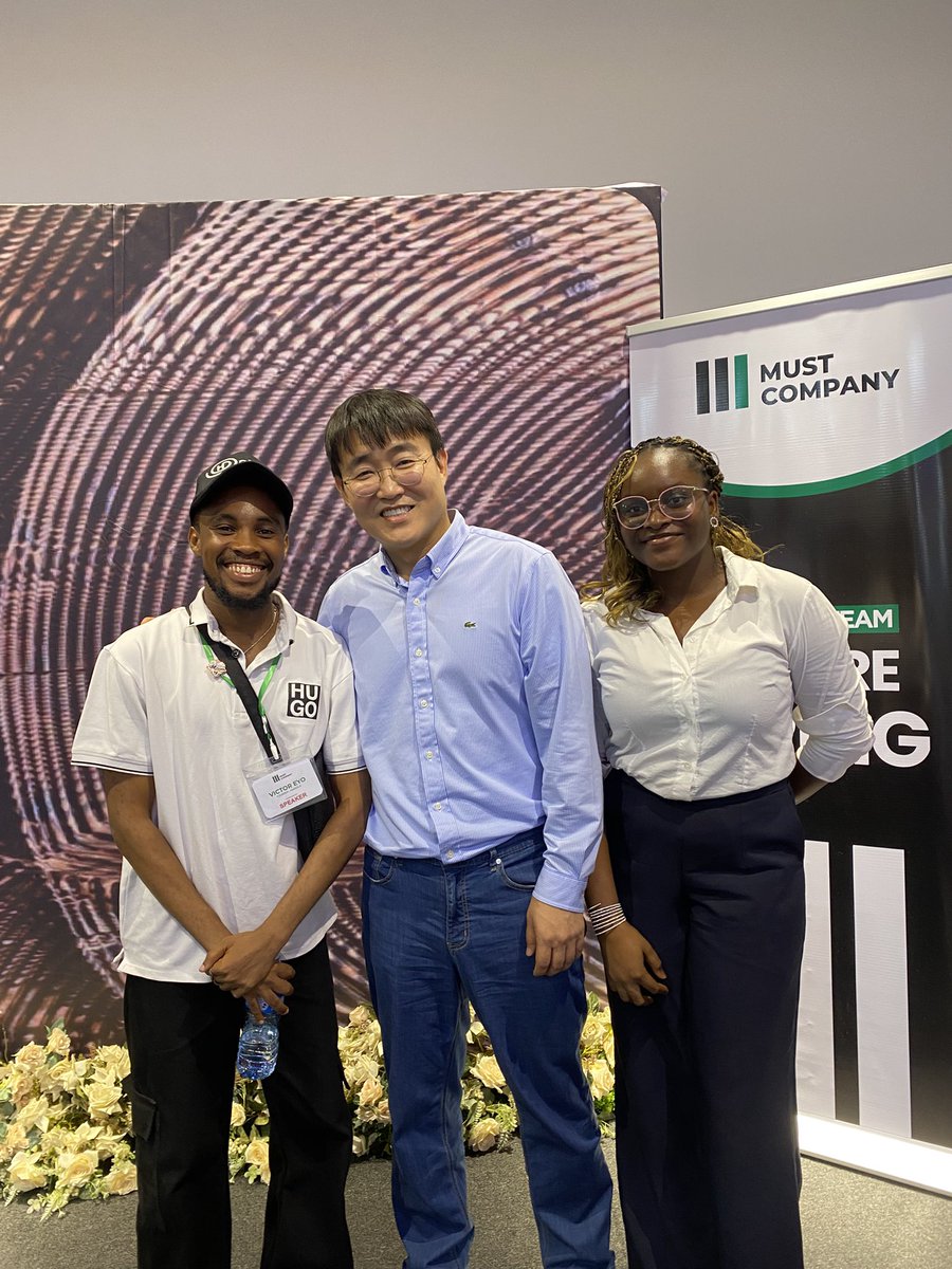 woke_vanquish's tweet image. About a week ago, @AmaniKanu made history with the Calabar Tech Mixer powered by Must Company, bringing together leading tech executives in Calabar who are building the next generation of unicorns &amp;amp; global tech talent. I’m grateful to have been part of it.

Calabar is not small🚀