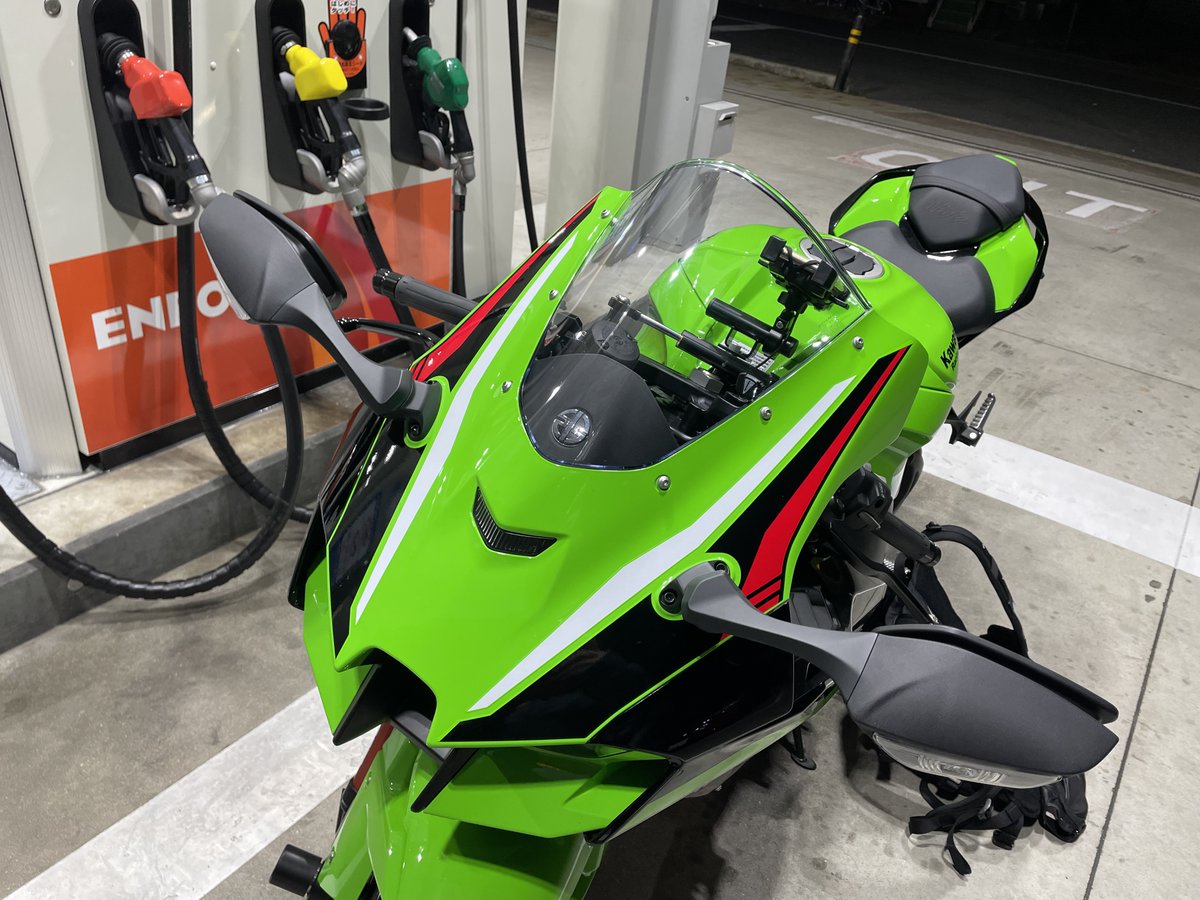 おはようございます。 今週末が三連休なのに今気づいた嬉しい🥰 今日も