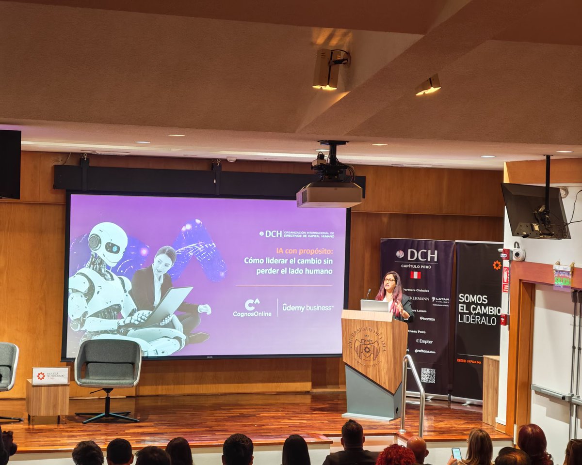 CognosOnLine's tweet image. Hoy tuvimos el gusto de participar junto a nuestro aliado estratégico Udemy Business en el HR Tech Perú 2025, organizado por DCH. 

Yibeth Rodriguez, Directora de Contenidos Estratégicos, presentó la charla “IA con propósito: Cómo liderar el cambio sin perder el lado humano”.